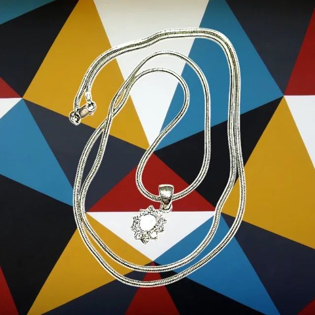 CORRENTE DE PRATA (RABO DE RATO) COM PINGENTE COM UMA PEDRA CENTRAL E STRASS - Foto 6