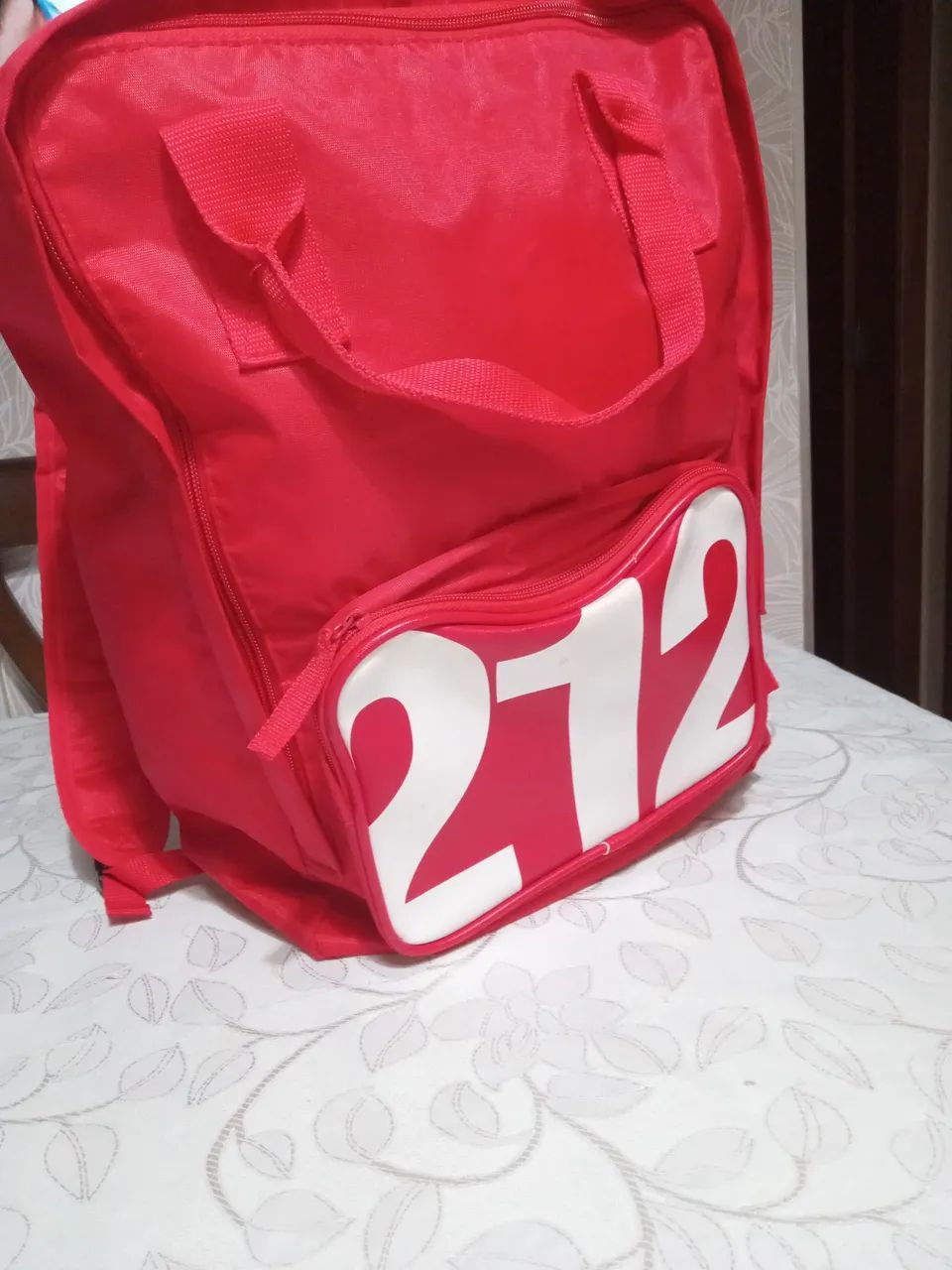 Mochila Carolina Herrera original, impecável. - Foto 3
