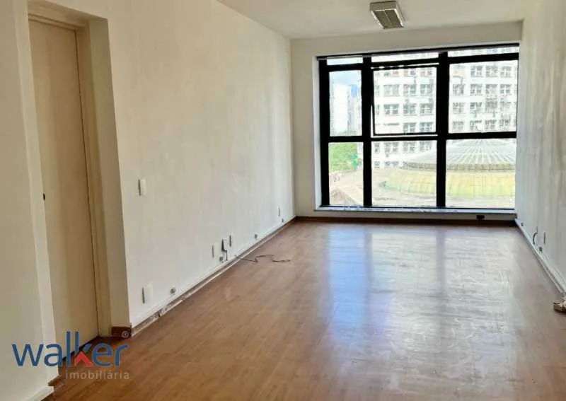 Sala : / Comercial / Centro