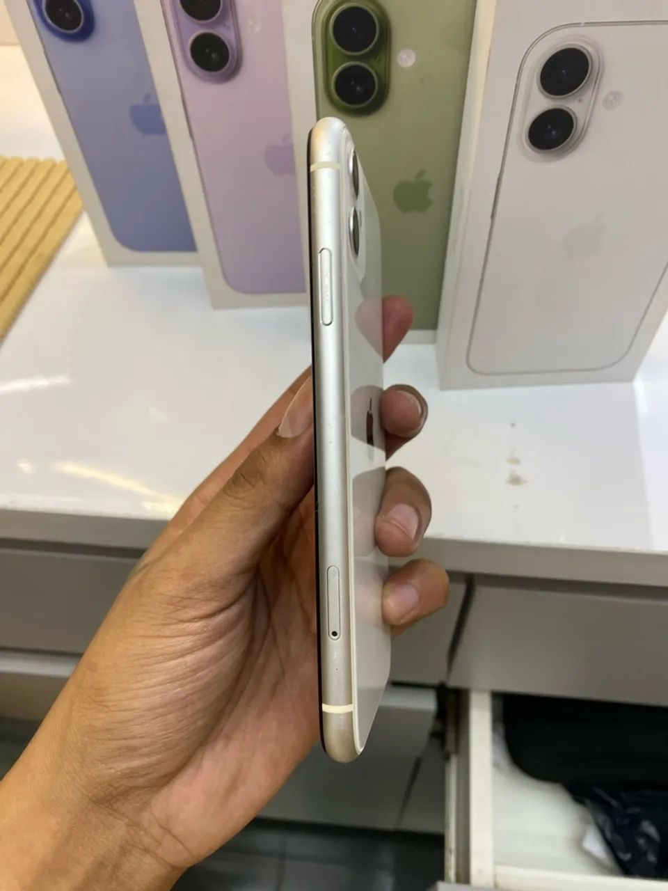 iPhone 11 64gb branco - Foto 2