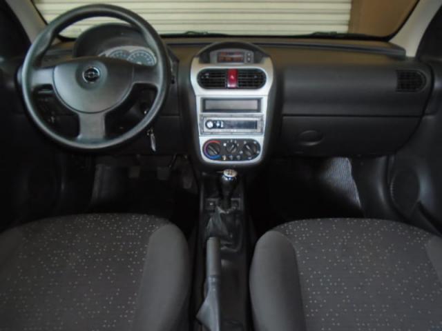 CHEVROLET CORSA HATCH PREMIUM 1.4 8v 4P - Foto 3