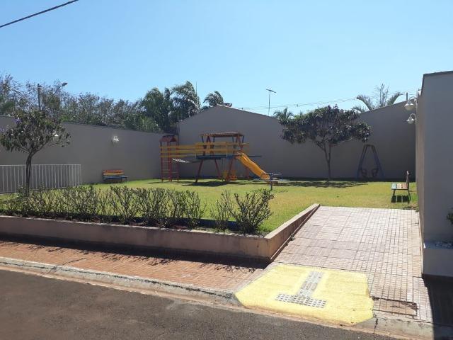 Aluga-se casa no Condomínio Safira na Vila Cristal com 3 quartos - Foto 6