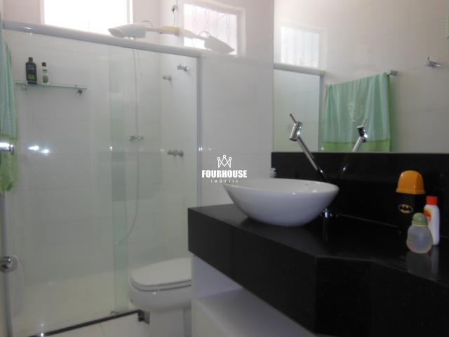 Casa á venda no bairro santa mônica com 03 quartos sendo 01 suíte com closet e sala integr - Foto 12