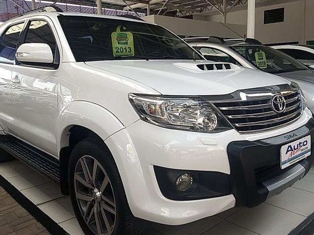 Toyota hilux sw4 2012/2013 3.0 srv 4x4 7 lugares 16v turbo intercooler diesel 4p automáti - Foto 3