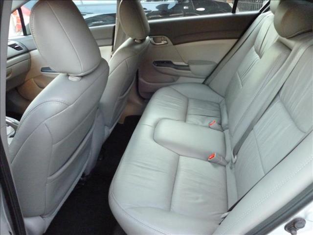 Honda Civic 1.8 Lxs 16v - Foto 4