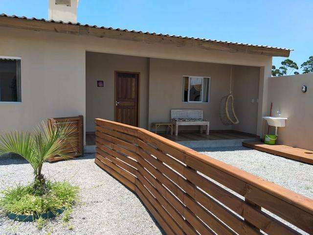 Casa pra aluguel na praia do Rosa SC