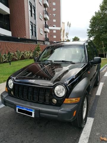 Jeep Cherokee Sport - Foto 2