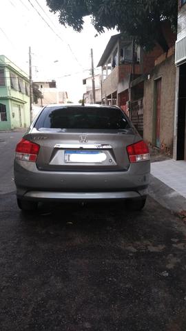 City 2010 impecável