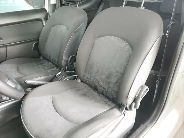 Peugeot 207 xr 1.4 flex completo - Foto 11