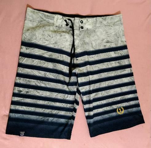 Bermudas MCD word class - Foto 2