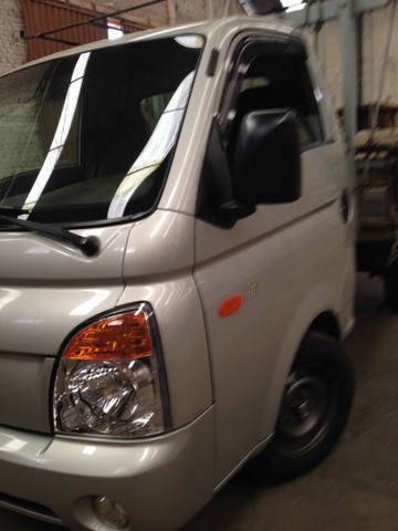 HYUNDAI HR 2012