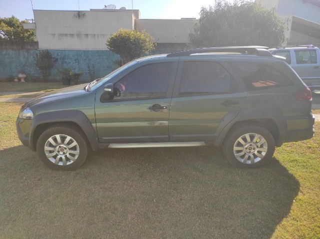 FIAT WEEKEND ADVENTURE 1.8  FLEX  2015