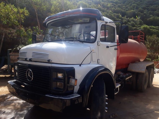 MB 2220 6X4 TANQUE PIPA