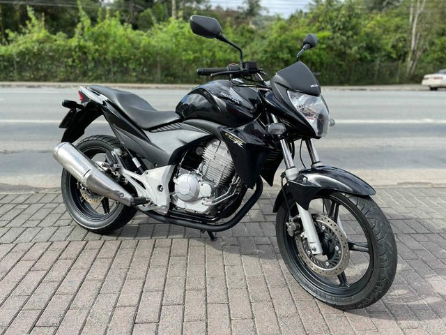HONDA CB 300R