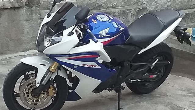 HONDA CBR 600 F