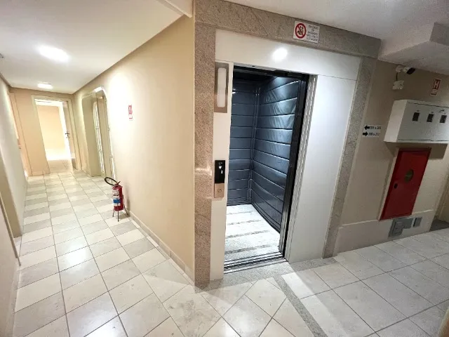 Oportunidade! Alugo Andares Comerciais com 765m² e 7 vagas - R$ 27.000