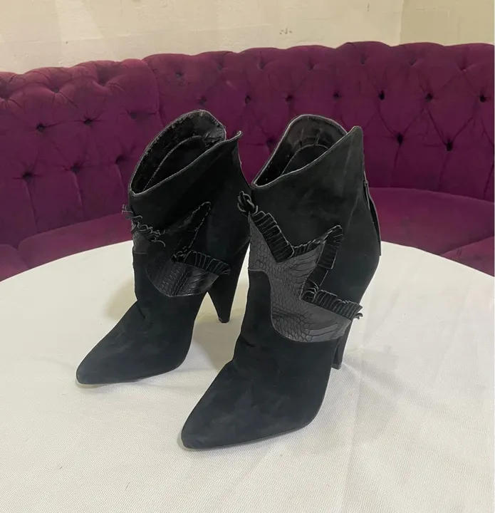 Bota Feminina John John