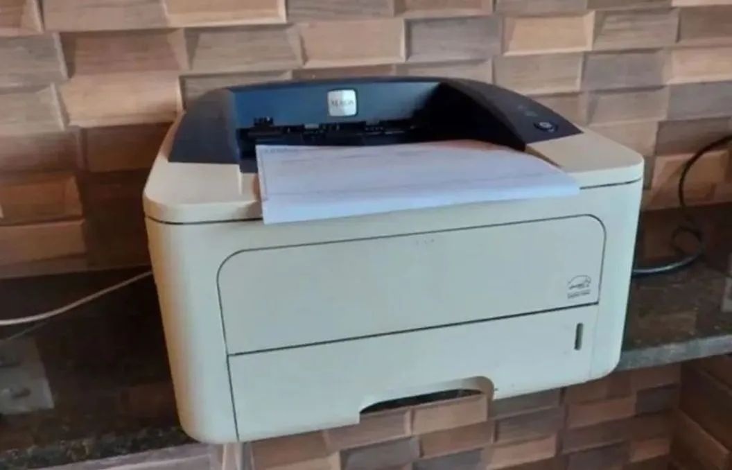 Impressora xerox phaser 3250nd bem conservada com toner  - Foto 6