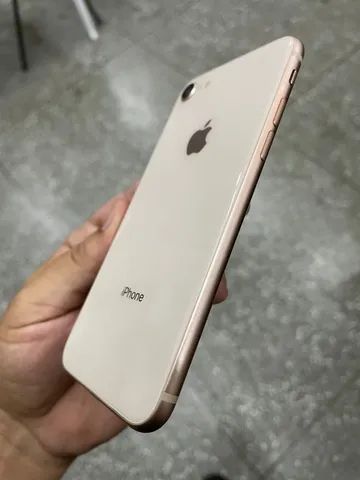 iPhone 8 dourado e garantia - melhor custo benefício  - Foto 2