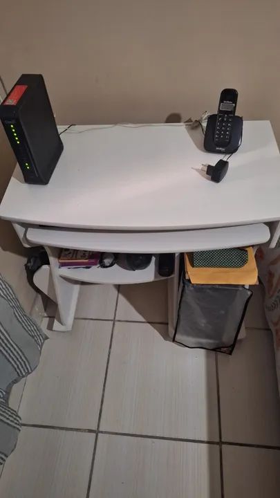 Linda mesa para computador  - Foto 2