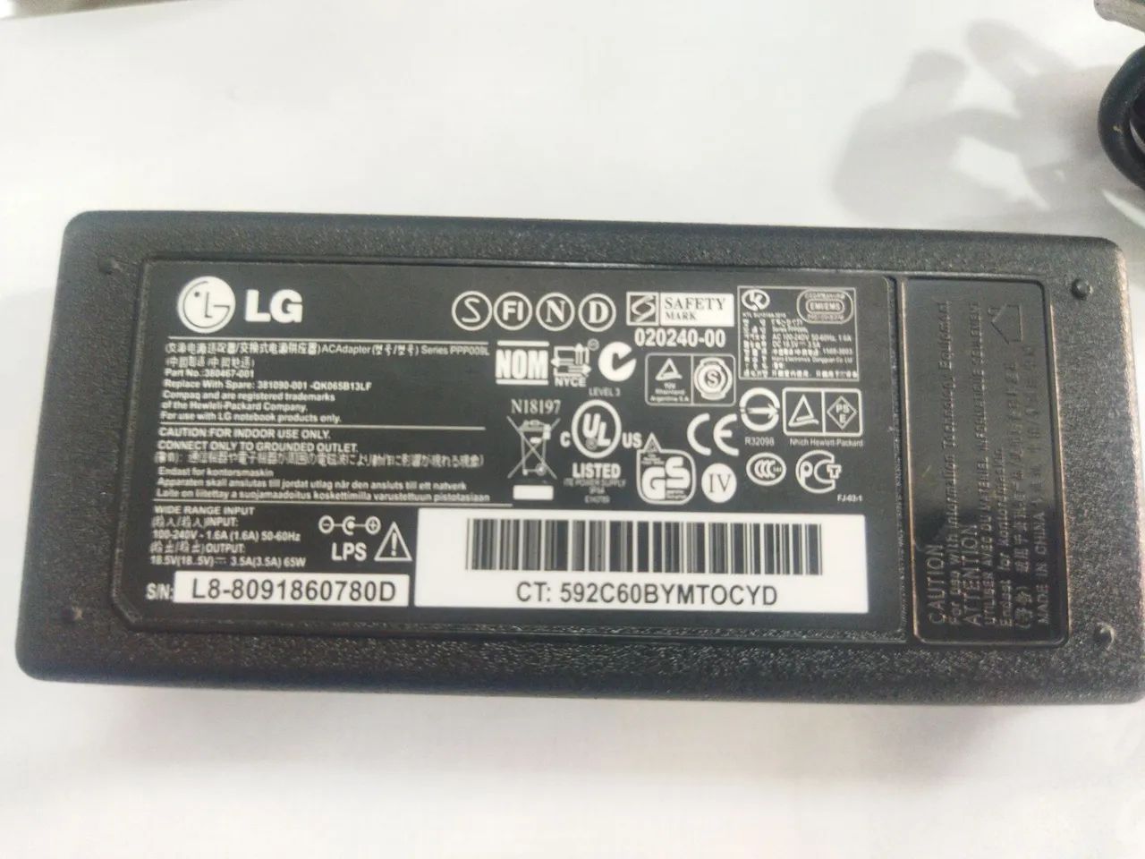 Fonte para notebook LG 