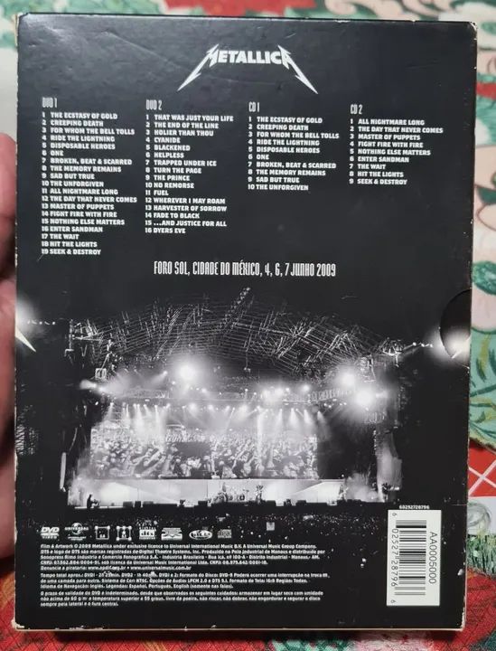DVD Metallica - Orgulho, Paixão e Glória 2 DVDs e 2 Cds - Foto 2