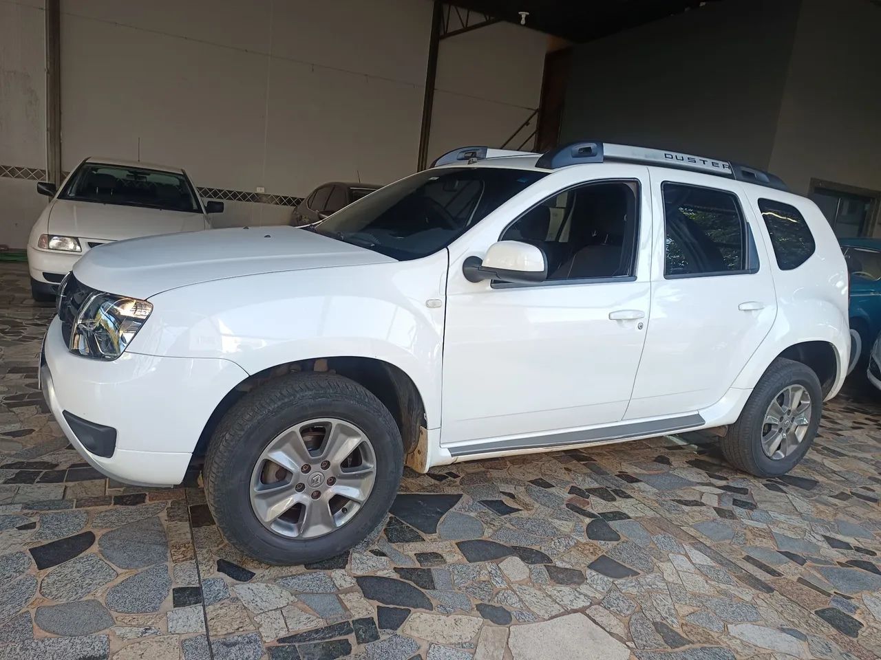 Renault Duster Dynamique 2.0 Hi-flex 16V Aut. 2016 - Foto 2