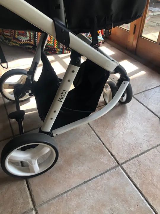 Carrinho de Bebê Dobrável - Safety First - Foto 2