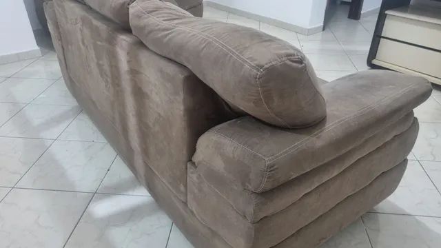 Two-Piece Sofa463757548947384320