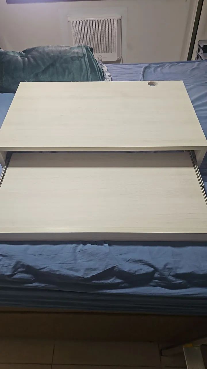 Vendo bancada pra computador de MDF . 
