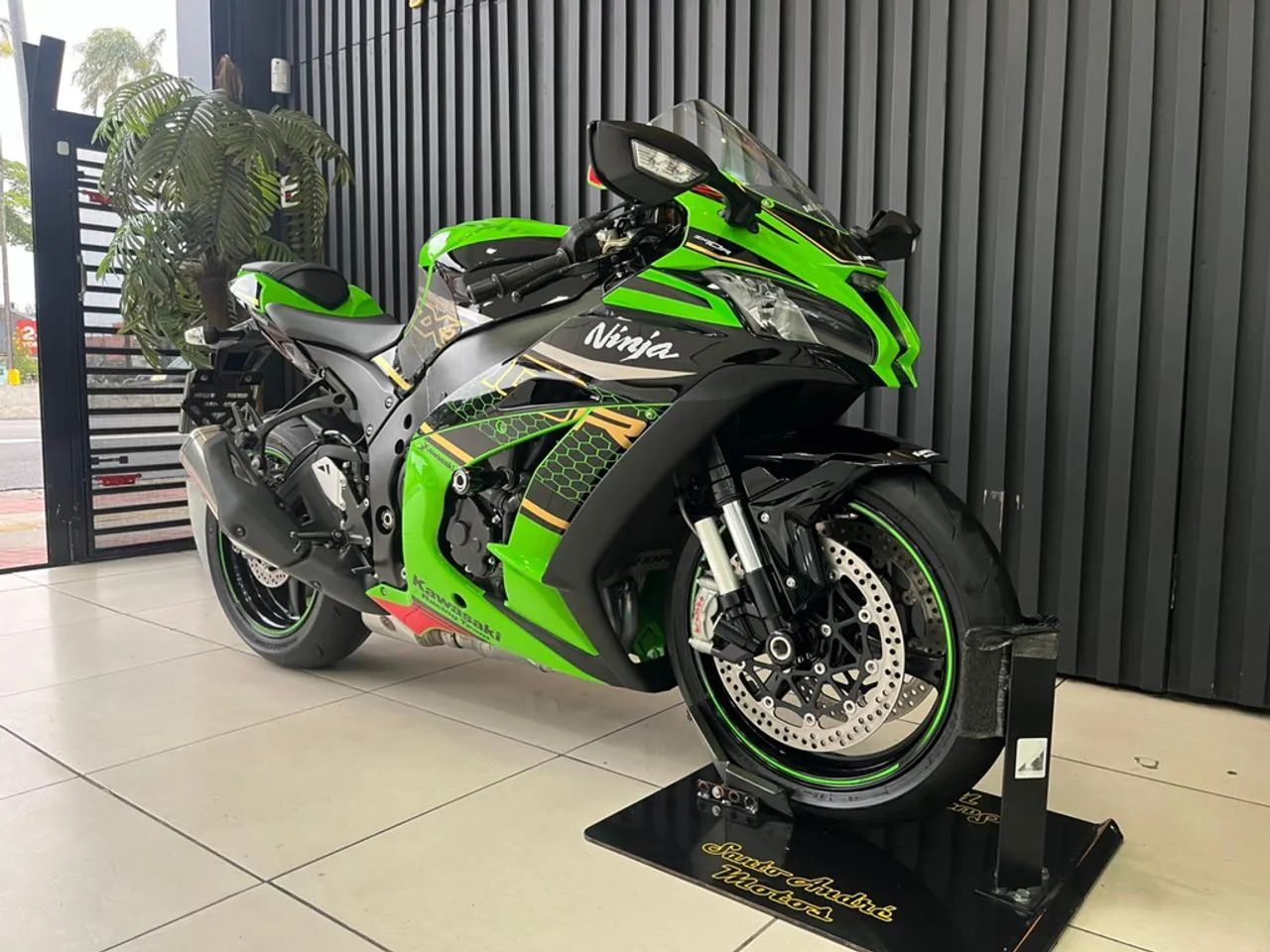 Kawasaki Zx-10/ Zx-10r 1000cc 2021 - 1463313228 | OLX