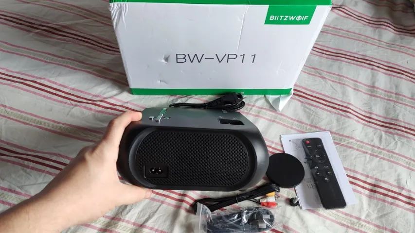 Projetor Blitzwolf Bw-vp11 6000 Lumens Wifi Mirroring - Preto - Foto 4