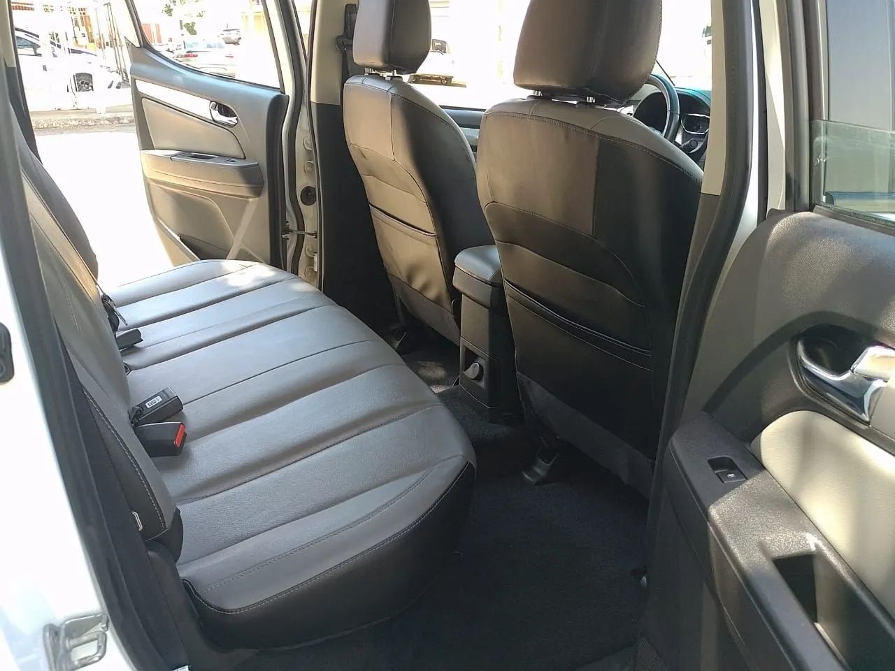 CHEVROLET  S10  2.8 LTZ 16V TURBO DIESEL 4X4 BRANCA 2022/2022 - Foto 3