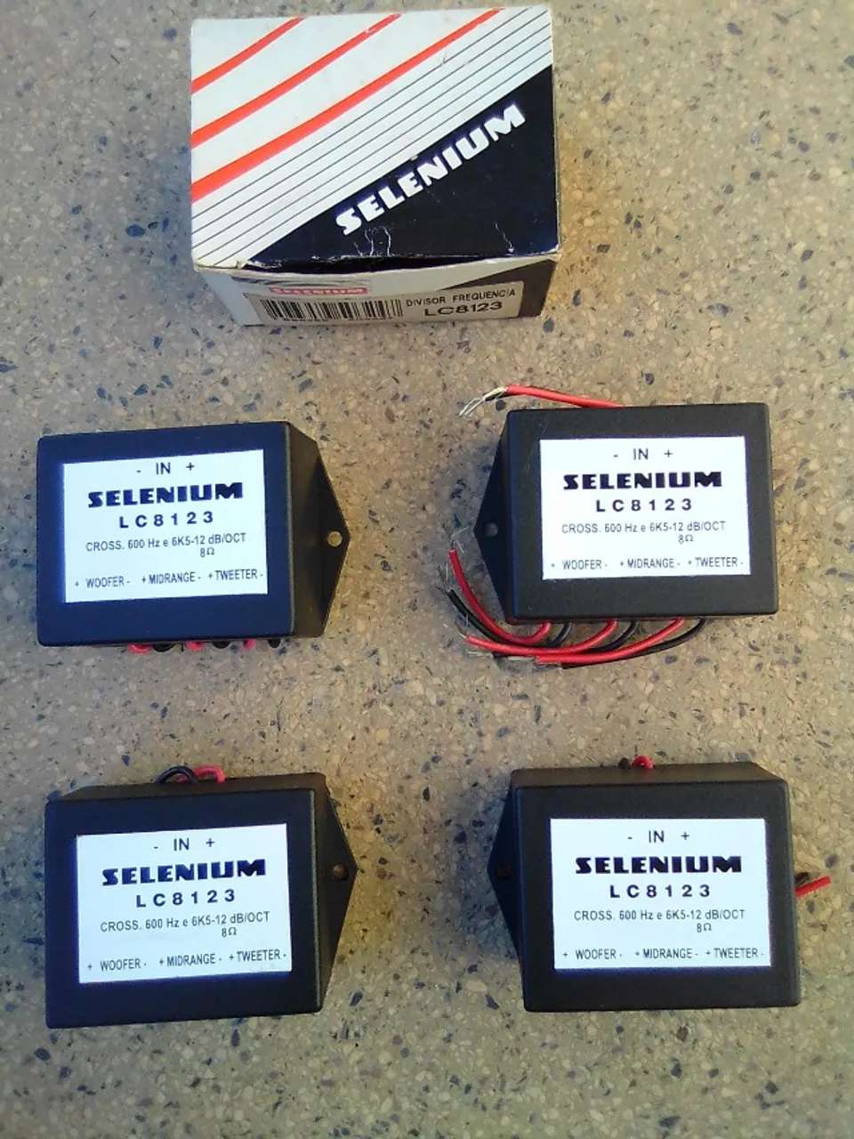 Divisor de Frequência de Três Vias Selenium