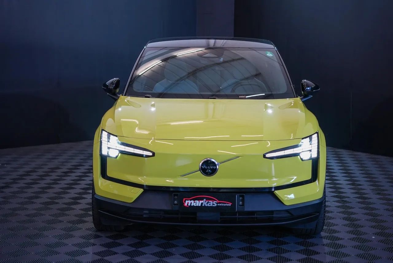 Volvo EX30 E60 Ultra (elétrico) 2024 - Foto 2