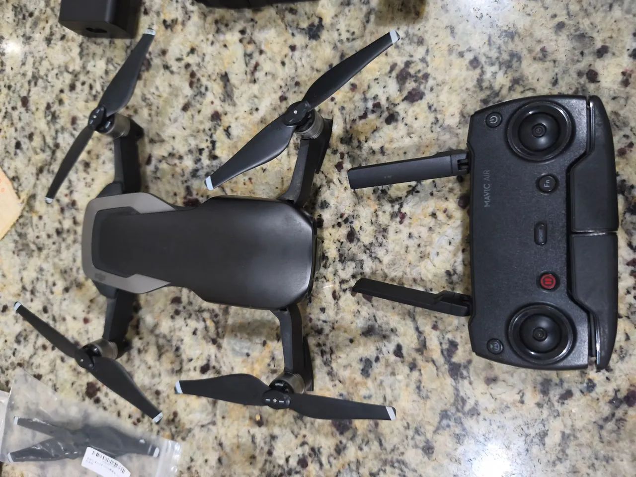 Drone DJI MAVIC AIR aceito troca 