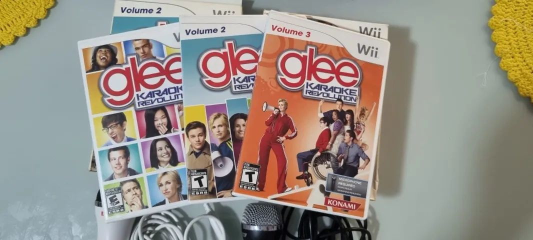 Kit Glee Karaoke Nintendo Wii Originais - Foto 3