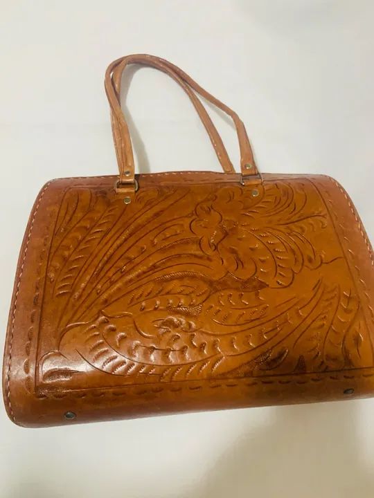 Maleta / Bolsa em couro trabalhado -Vintage  - Foto 4