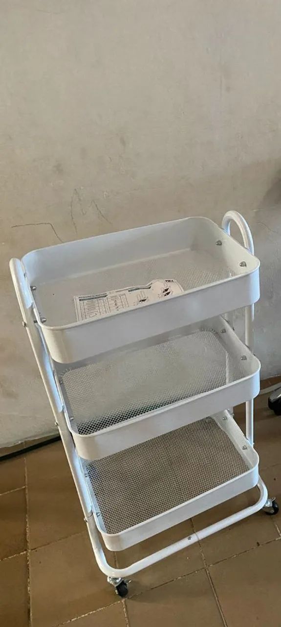 carrinho auxiliar de aço