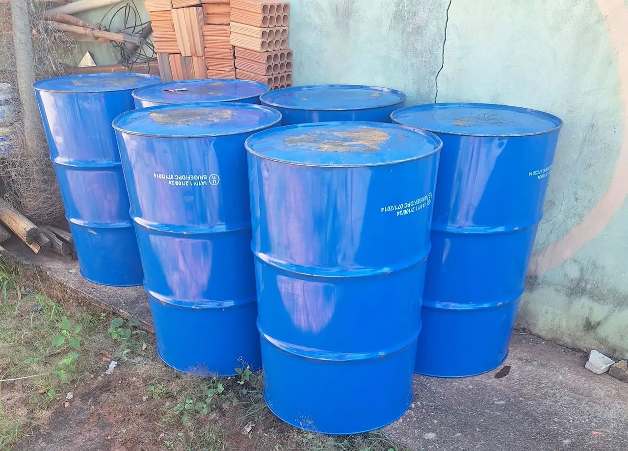 Tambor de 200 litros novo64169236850563120
