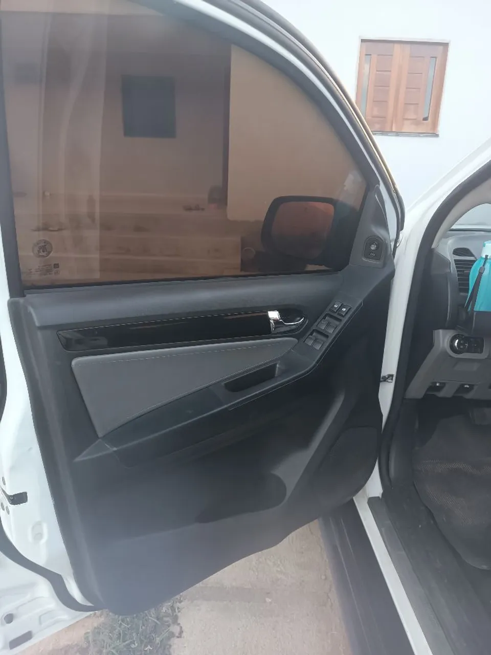 S10