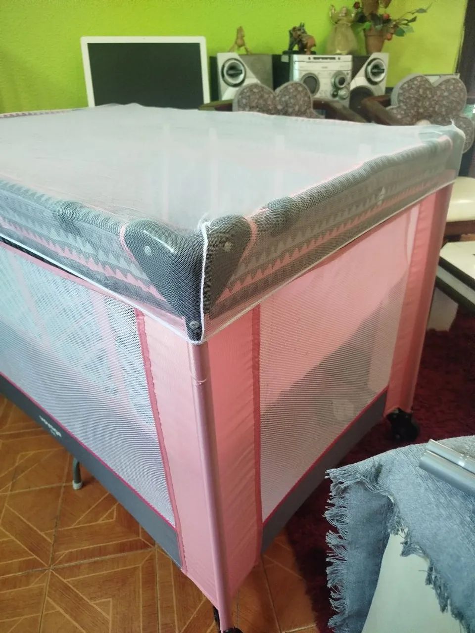 Berço Portátil Voyage Fit Rosa Geo - NOVO zero na caixa! - Foto 2