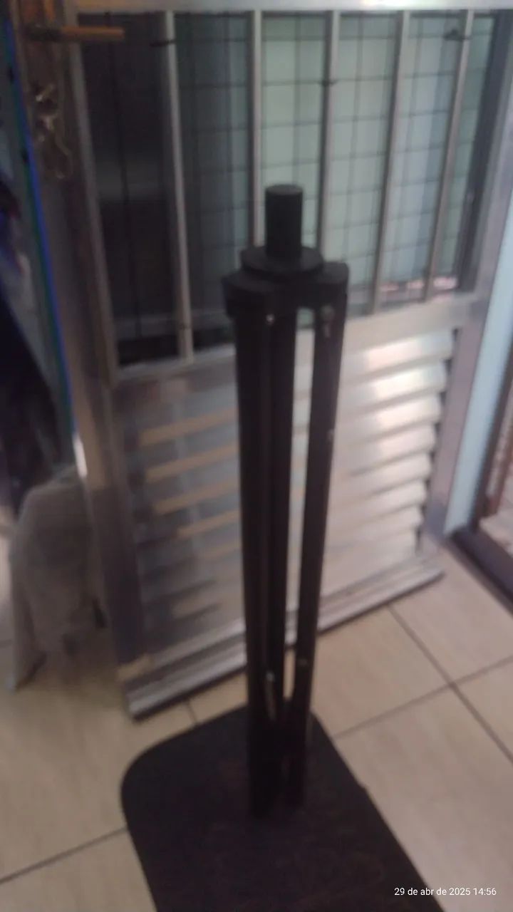 Pedestal para Microfone - Novo $  260,00 par - Foto 2