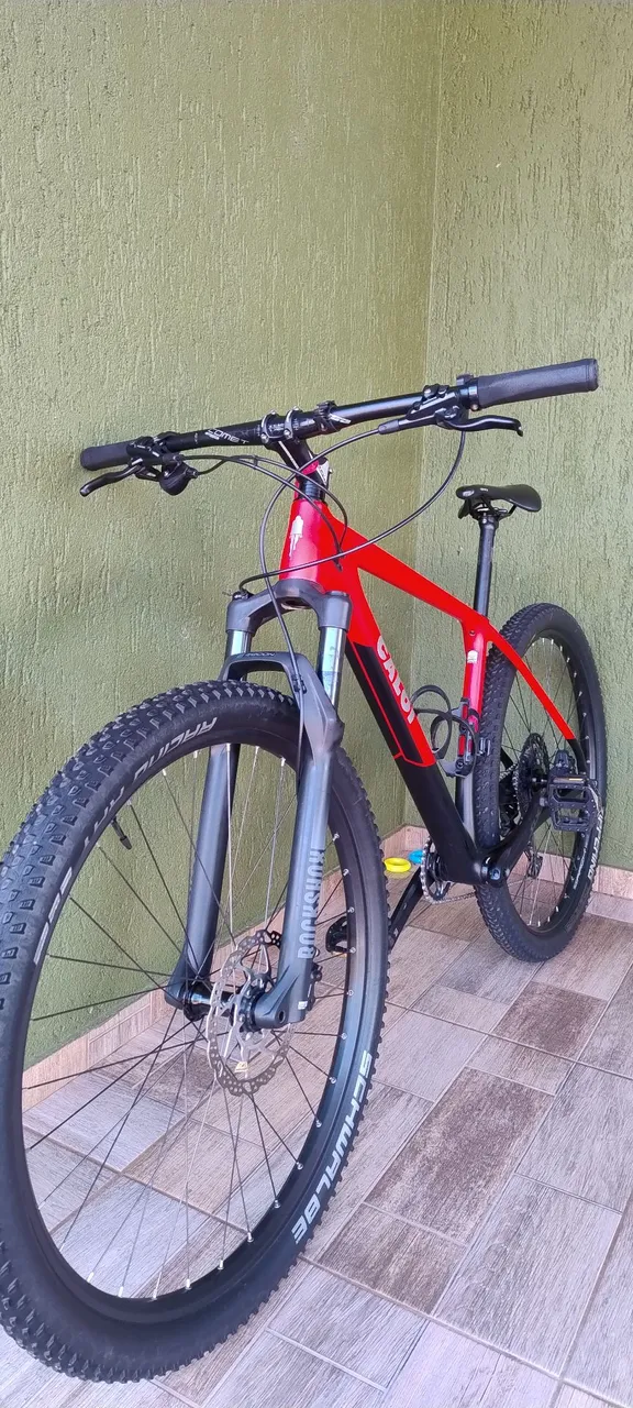 Caloi Elite Carbon Sport tamanho 17