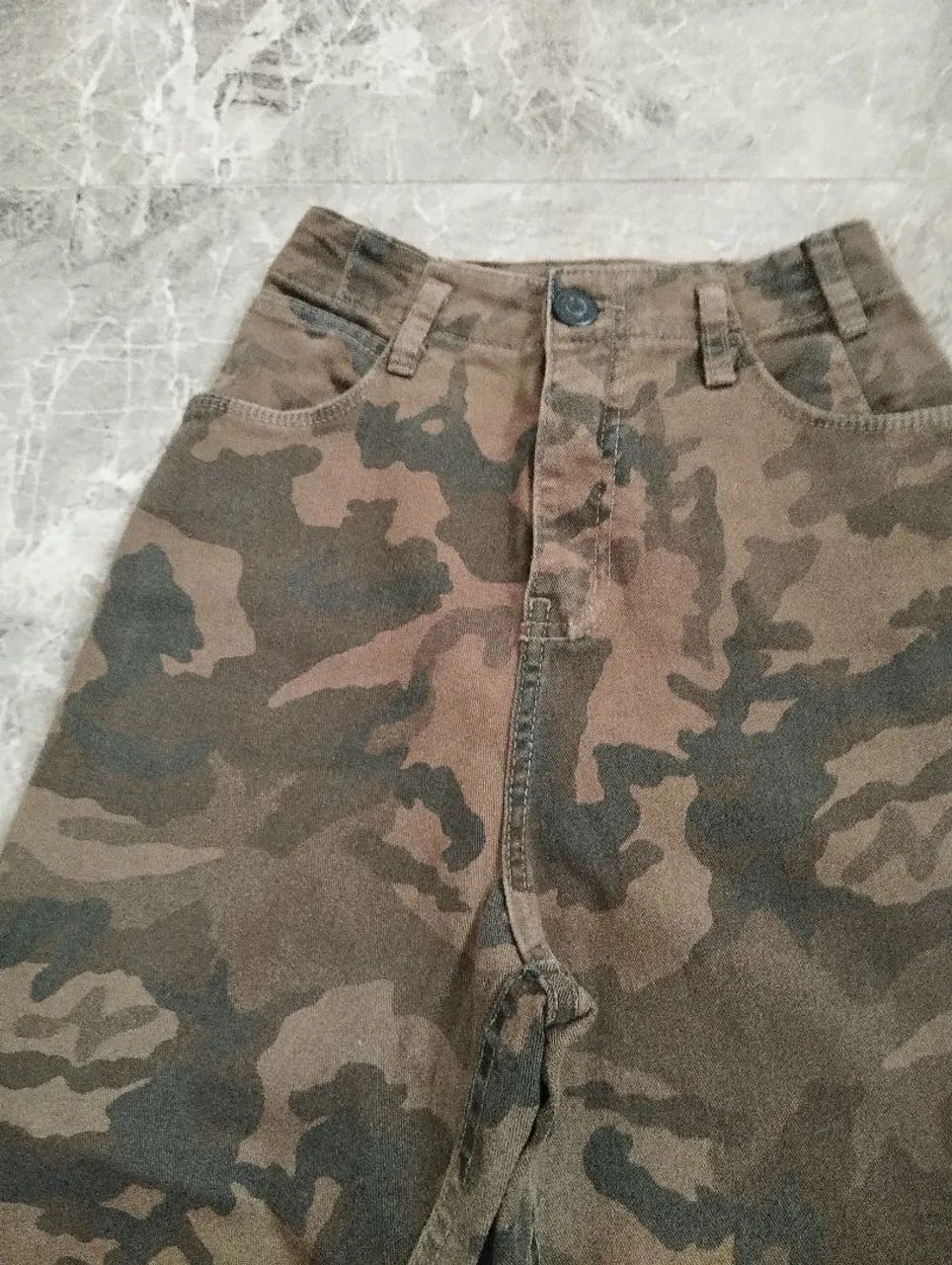 Calça Camuflada Estilo Cargo PP  - Foto 4