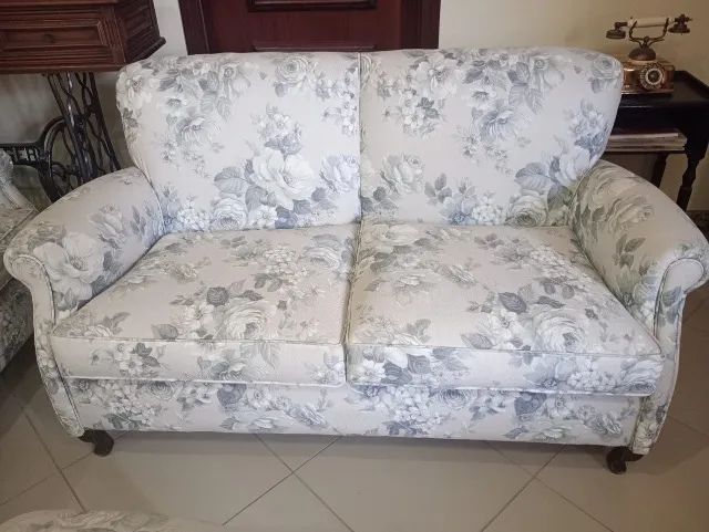 Conjunto de sofás antigo assentos em mola  - Foto 5