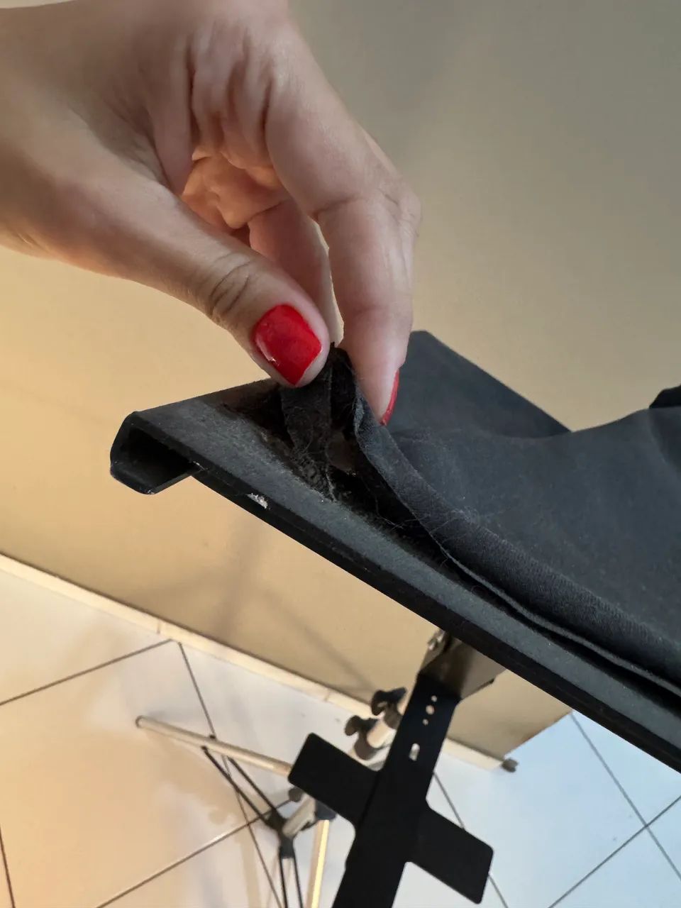 Teleprompter Profissional com Tripé - Compatível com Celular, Câmera e Notebook - Foto 3