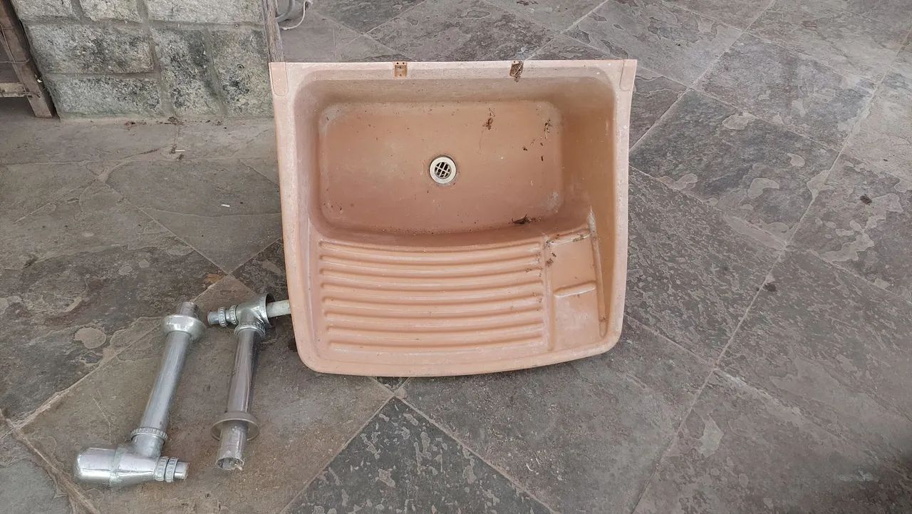 Tanque de Lavar Roupa em Polietileno 40l
