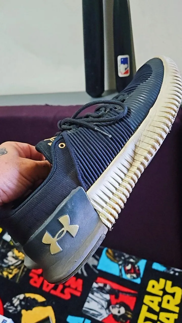 Tênis Under Armour 40