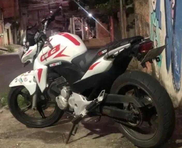 CB300